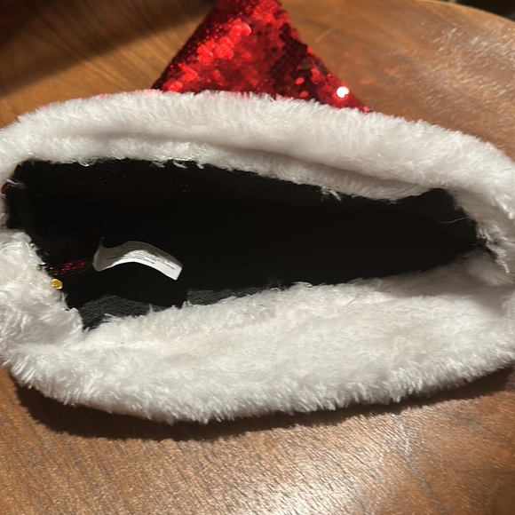 Child’s RED sequin Santa hat nwot - Picture 2 of 2